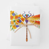 Feuille De Papier Cadeau libellule de fleurs jaunes (En situation)