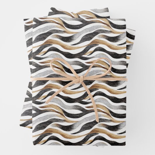 Feuille De Papier Cadeau Lignes abstraites noires / dorées / blanches (En situation)