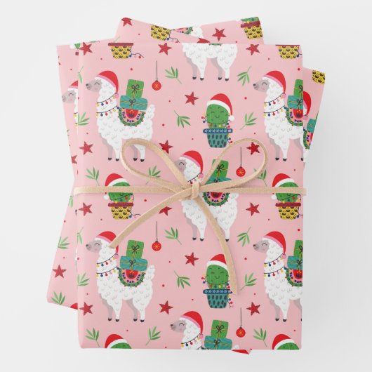Feuille De Papier Cadeau Llamas et cactus Motif de Noël (En situation)