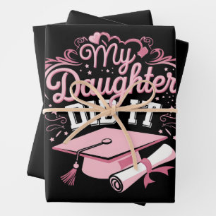 Feuille De Papier Cadeau Ma fille a fait ses études Diplômée en rose Famill