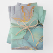 Feuille De Papier Cadeau Marbre vert bleu or assez (En situation)