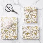 Feuille De Papier Cadeau Mariage classique à motif floral damassé or<br><div class="desc">Offrir un cadeau de mariage dans un élégant motif floral damassé or faux fait une présentation incroyable. Idéal pour les jeunes mariés,  les douches de mariée,  les crémaillères,  les fêtes de fiançailles et plus encore.</div>