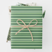 Feuille De Papier Cadeau Modern Watercolor Christmas Green Tree (En situation)