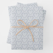 Feuille De Papier Cadeau Moderne simple motif cœur bleu poussiéreux (En situation)