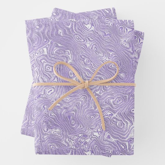 Feuille De Papier Cadeau Moire de soie Petit Motif en Lavande Lilac (En situation)