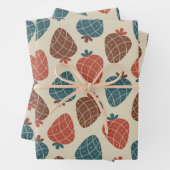 Feuille De Papier Cadeau motif aux fraises (En situation)