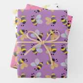 Feuille De Papier Cadeau Motif d'abeilles lunaires Trio II (En situation)