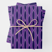 Feuille De Papier Cadeau Motif de chaîne violet ovale (En situation)