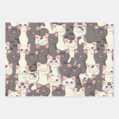 Feuille De Papier Cadeau Motif de chats blancs et gris (Devant 2)