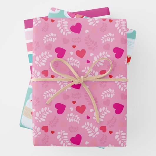 Feuille De Papier Cadeau Motif de la Saint Valentin (En situation)