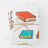 Feuille De Papier Cadeau Motif de livre (En situation)