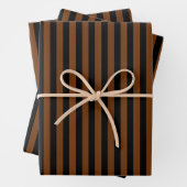 Feuille De Papier Cadeau motif marron noir (En situation)
