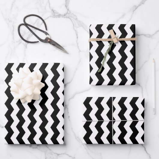Feuille De Papier Cadeau Motif moderne Chevron noir et blanc (Recto)