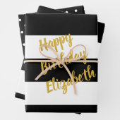 Feuille De Papier Cadeau Motif noir et blanc (En situation)