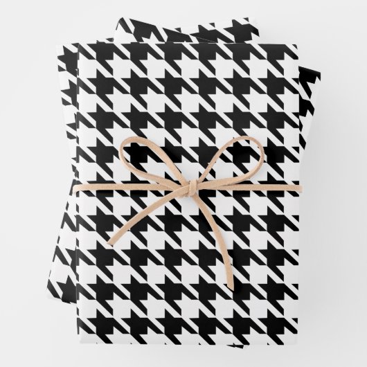 Feuille De Papier Cadeau Motif noir et blanc Houndstooth (En situation)