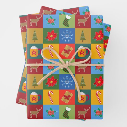 Feuille De Papier Cadeau Motif patchwork de Noël (En situation)