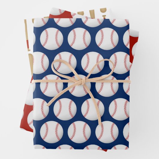 Feuille De Papier Cadeau Motif sportif de baseball (En situation)