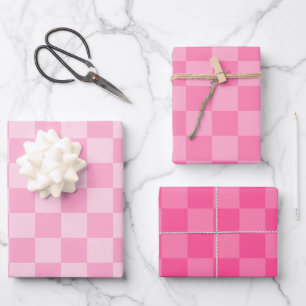 Feuille De Papier Cadeau Motif vérifié rose
