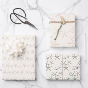 Feuille De Papier Cadeau Motifs d'étoiles de mer sur écru
