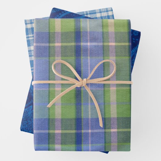 Feuille De Papier Cadeau Motifs pour hommes (En situation)