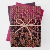 Feuille De Papier Cadeau MVB Faux Mauve Texture Abstraite (En situation)