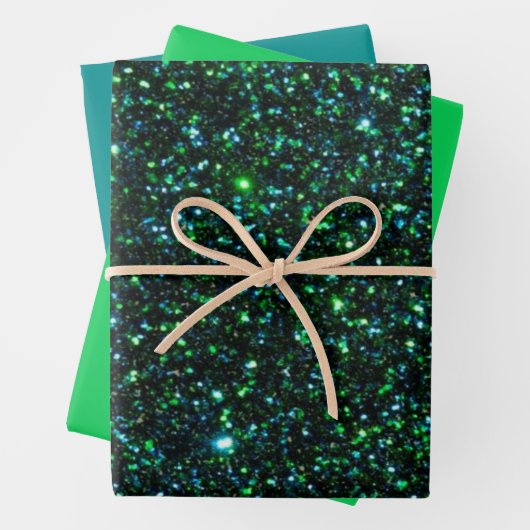 Feuille De Papier Cadeau MVB Sparkly Green Blue Design (En situation)