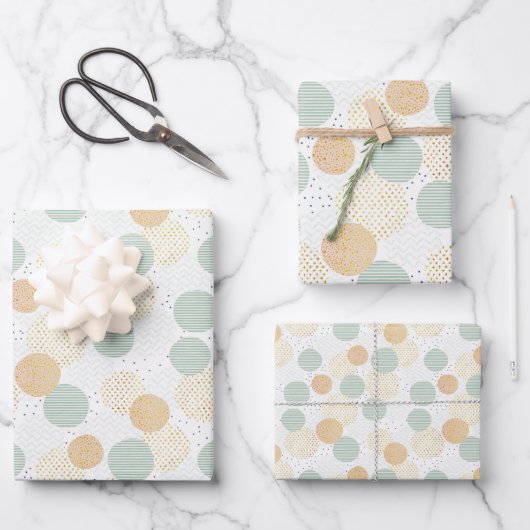 Feuille De Papier Cadeau Noël géométrique vert et or (Recto)