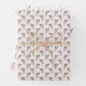 Feuille De Papier Cadeau Noël Holly Rose & Vert (En situation)