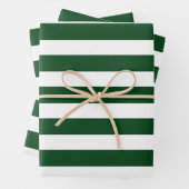 Feuille De Papier Cadeau Noël moderne, couleurs vert et blanc (En situation)