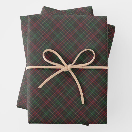 Feuille De Papier Cadeau Noël noir rouge vert plaid motif diagonal (En situation)