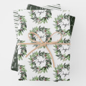 Feuille De Papier Cadeau Noël Verdure Wreath Joyful Script Holiday (En situation)