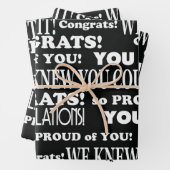 Feuille De Papier Cadeau Noir et blanc Grad Congrats (En situation)