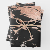 Feuille De Papier Cadeau Noir et Rose Gold Aspect Marbre (En situation)