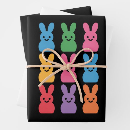 Feuille De Papier Cadeau Oeufs de lapin de Pâques Plaid Leopard (En situation)