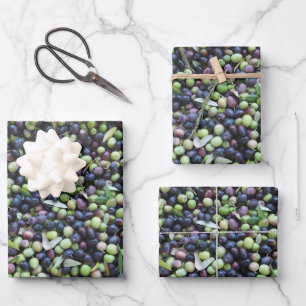 Feuille De Papier Cadeau Olives fraîches