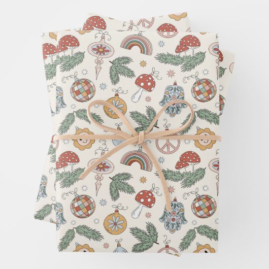 Feuille De Papier Cadeau Ornements de Noël anciens et panneaux de paix (En situation)