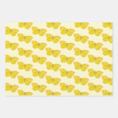 Feuille De Papier Cadeau Papillon jaune Volant de pierre de taille commune (Devant)