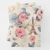Feuille De Papier Cadeau Papillon Tour Eiffel et Motif Rose (En situation)