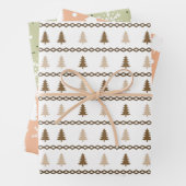 Feuille De Papier Cadeau Pastels Green white Christmas Tree Snowflakes Set (En situation)