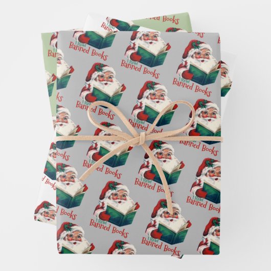 Feuille De Papier Cadeau Père Noël Lit Les Livres Interdits (En situation)