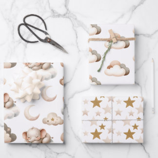 Feuille De Papier Cadeau Petit Éléphant Dormir, Nuages, Étoiles