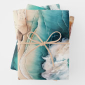 Feuille De Papier Cadeau Plage de sable bleu océan vagues aquarelle chic (En situation)