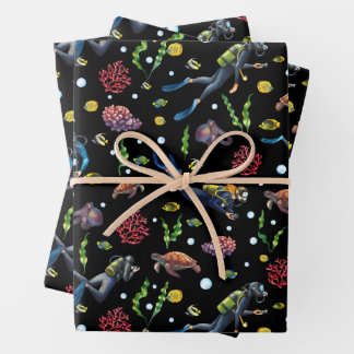 Feuille De Papier Cadeau Plongeurs en scaphandre sous le corail océanique p