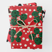 Feuille De Papier Cadeau Points modernes Abstraits Noir et Rouge (En situation)