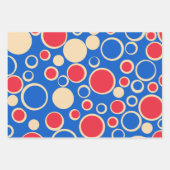 Feuille De Papier Cadeau Points Rouge Et Bleu Sur Bleu (Devant)