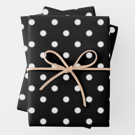 Feuille De Papier Cadeau Polka dot (En situation)