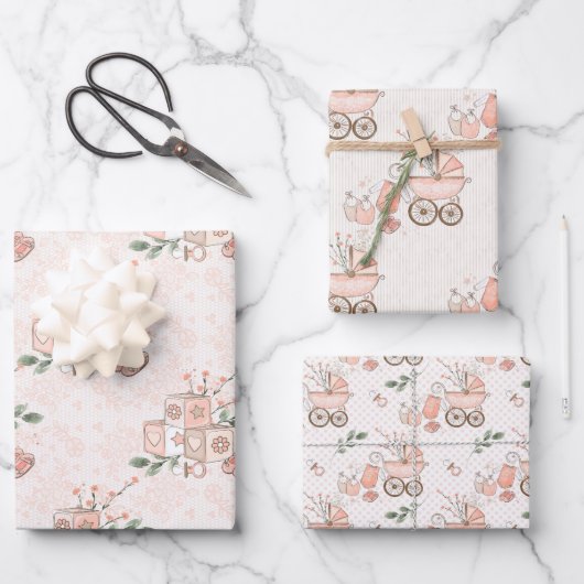 Feuille De Papier Cadeau Porte-bébé rose et jouets (Recto)