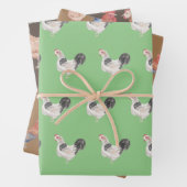 Feuille De Papier Cadeau Poulets Et Coqs  (En situation)