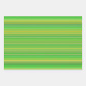 Feuille De Papier Cadeau Rayé de vert et d'or (Devant)