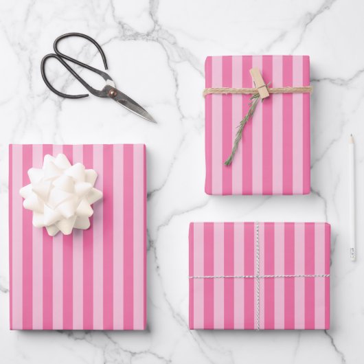 Feuille De Papier Cadeau Rayures roses et rose clair (Recto)